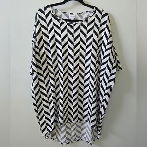 LuLaRoe Black and White Chevron Tunic